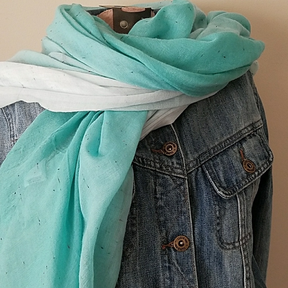 Tucker Tate ombre green scarf