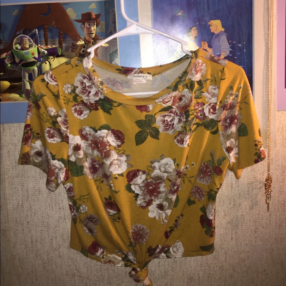 Floral Crop Top , pre knotted shirt