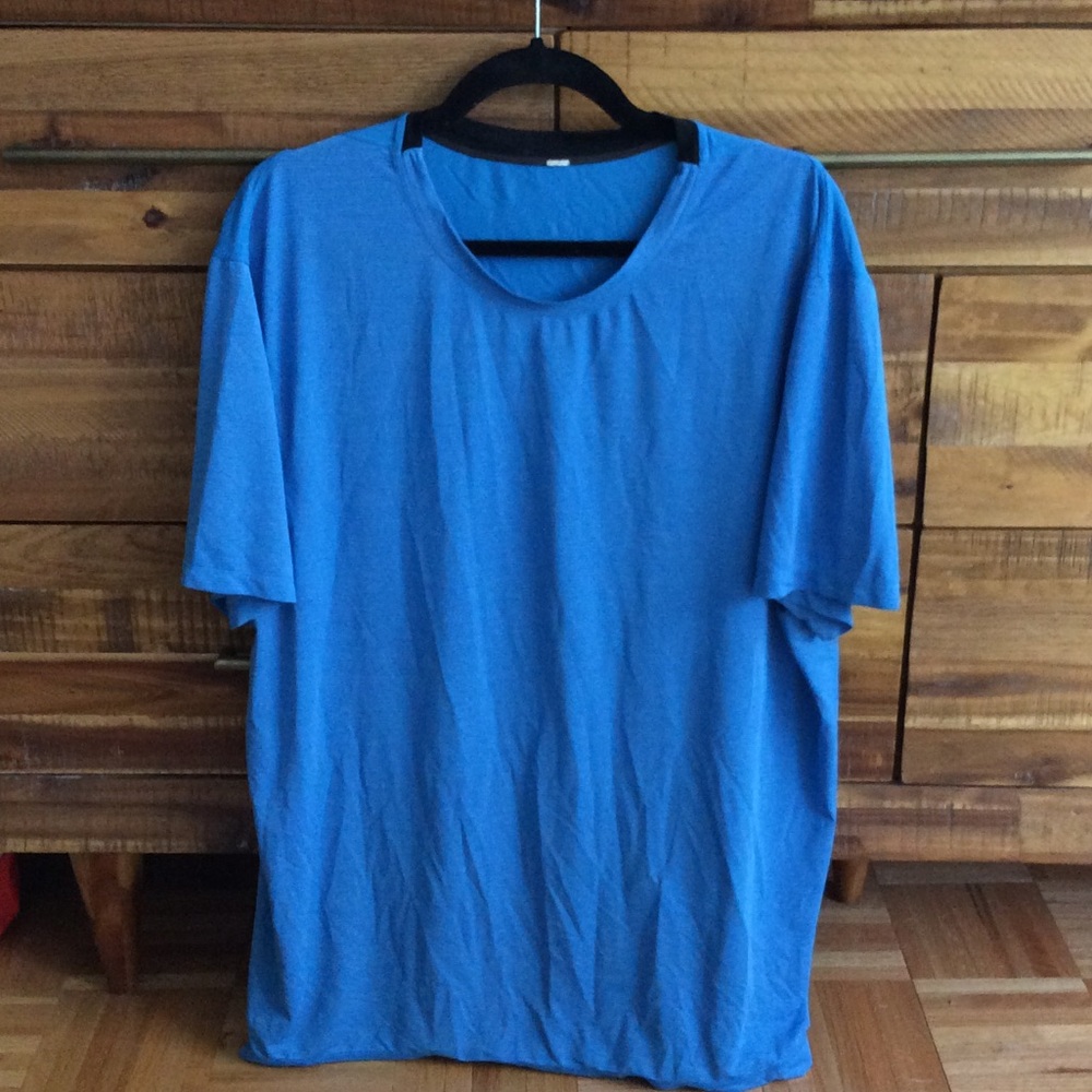 Lululemon men's blue workout tshirt