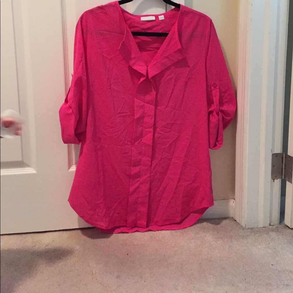 Cropped sleeve top
