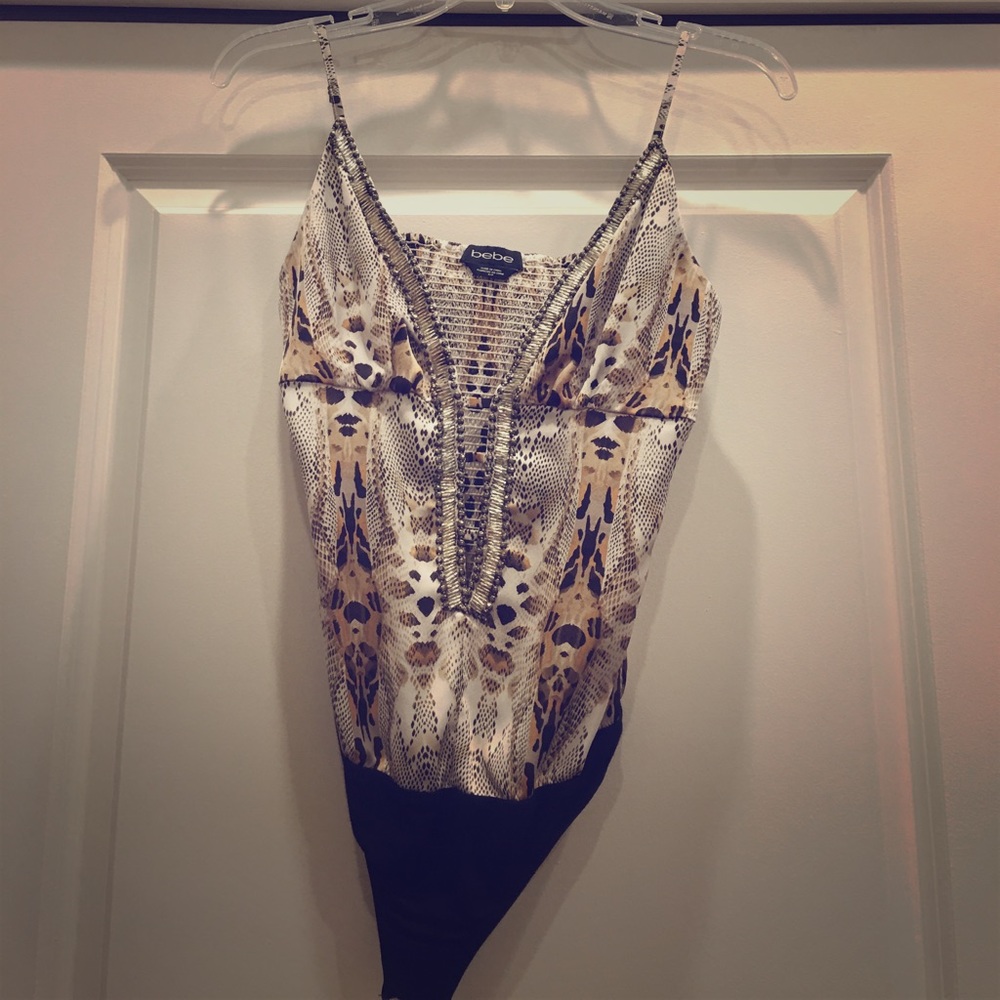 Bebe animal print body suit