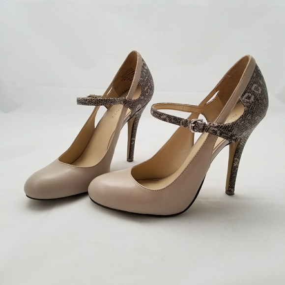 Nine West Shoes - Nine West Tan Snakeskin Heels Size 6M