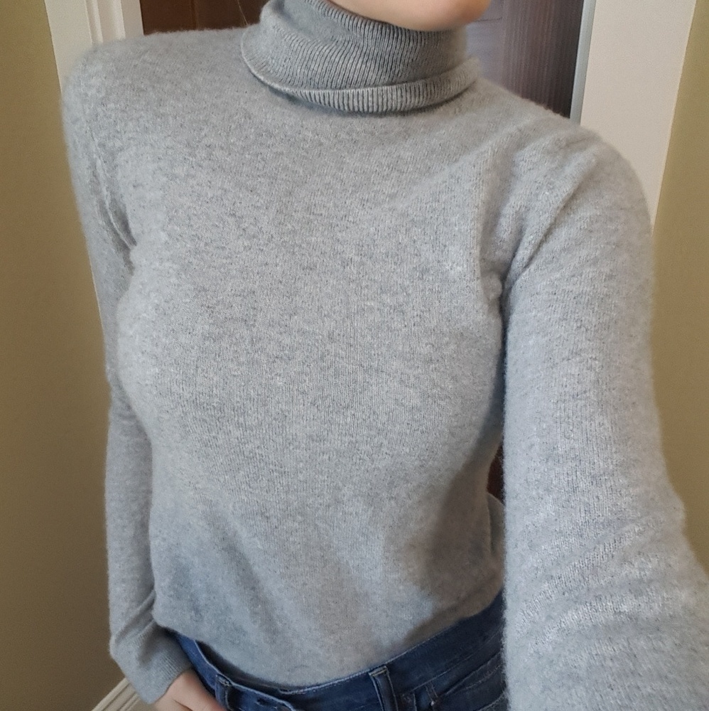 Ann Taylor | Cashmere Turtleneck