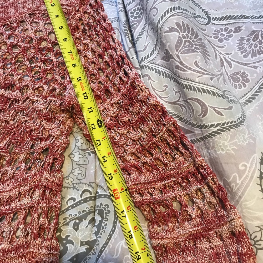 Dressbarn size large sweater