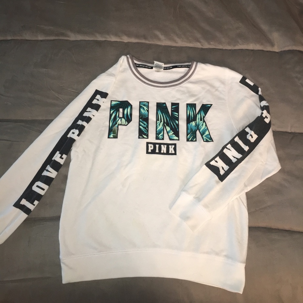 VS Pink Limited Edition Crewneck