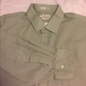 NWT Men's button down