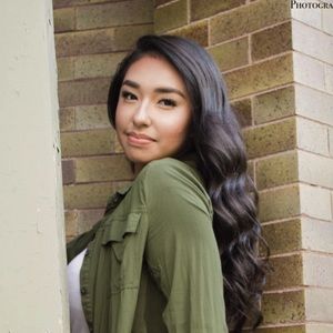 Meet your Posher, Eleesha