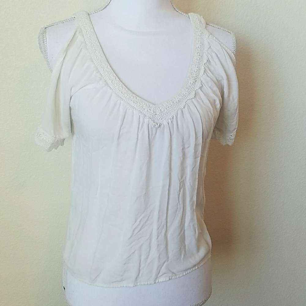 LA Hearts Off The Shoulder Top