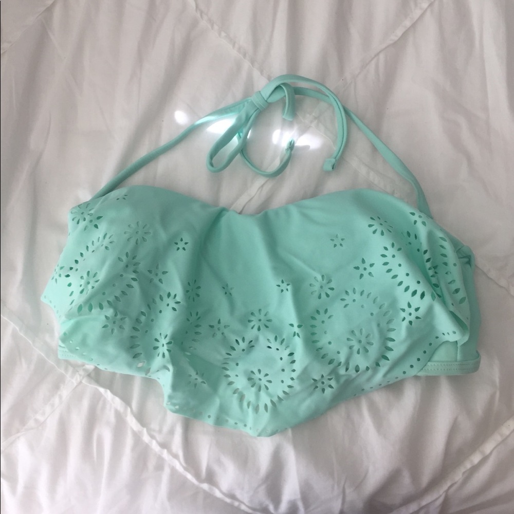 turquoise bikini
