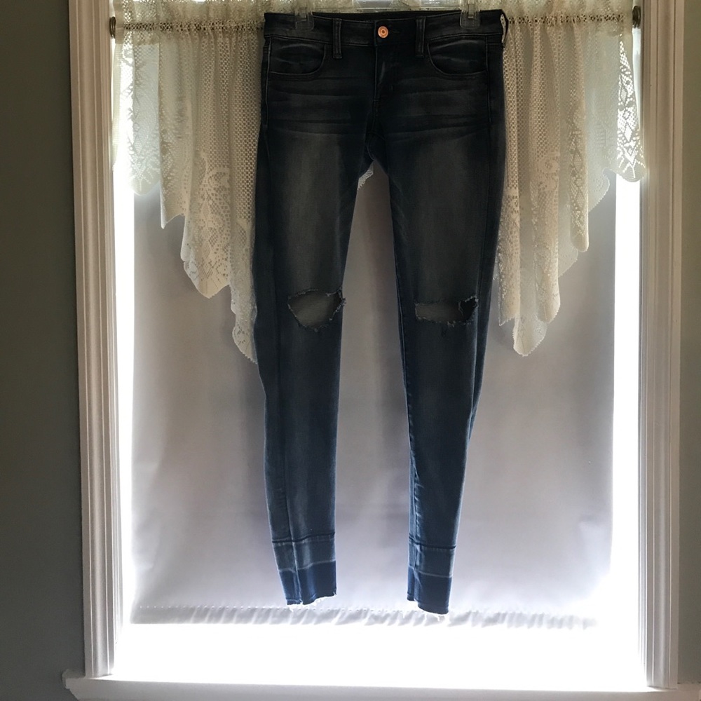 American Eagle Jeggings Size 8 Worn once.