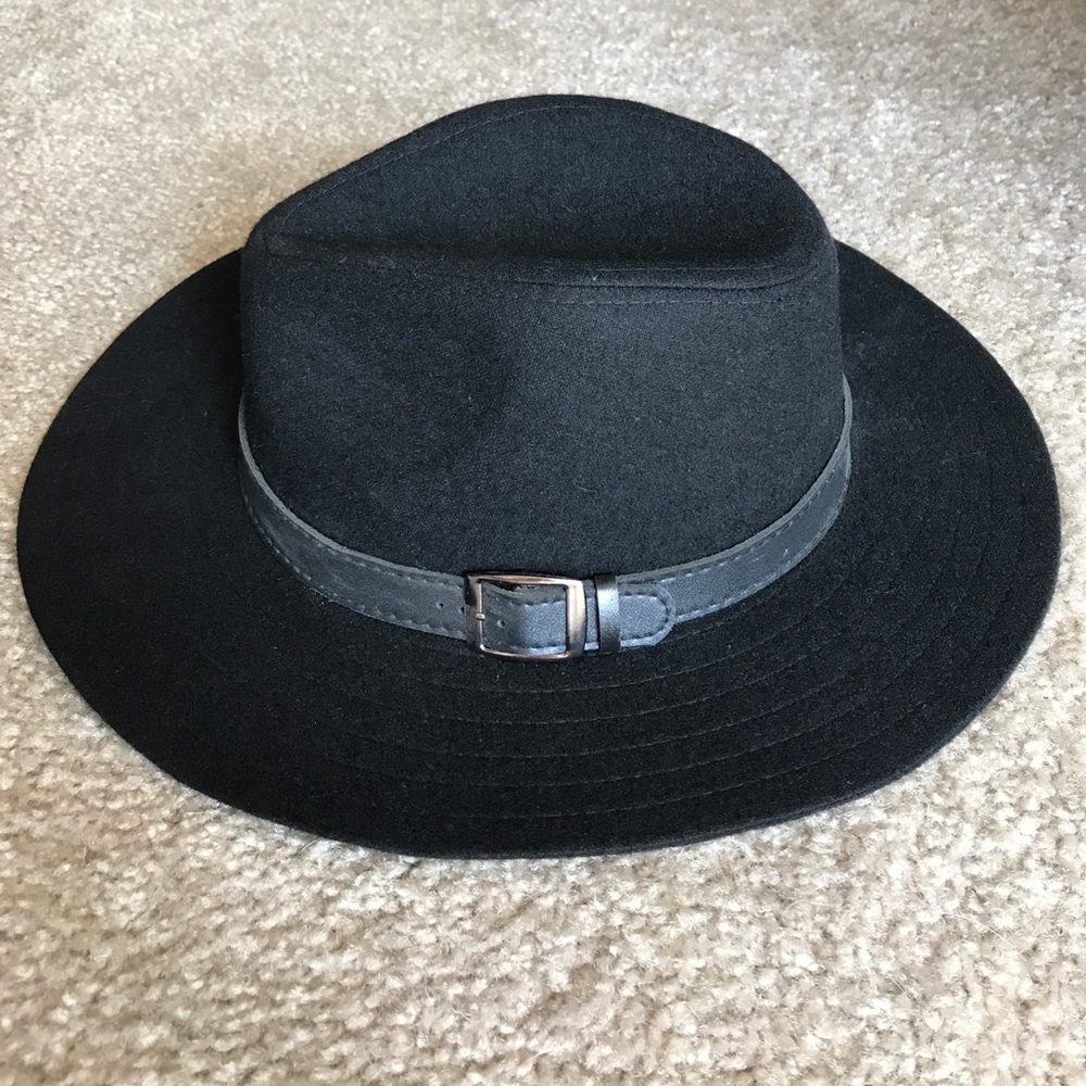 Black Fedora with Buckle
