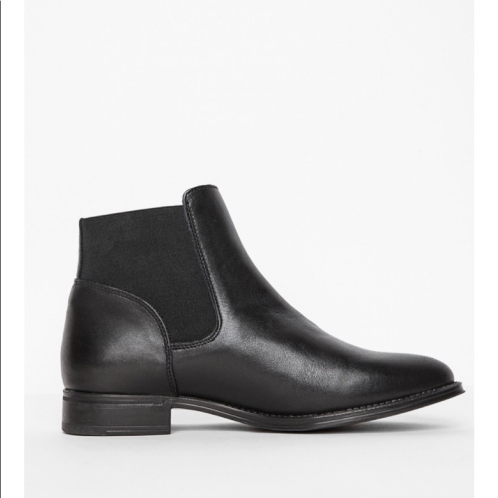 Black Chelsea Boot