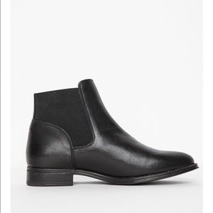 Black Chelsea Boot
