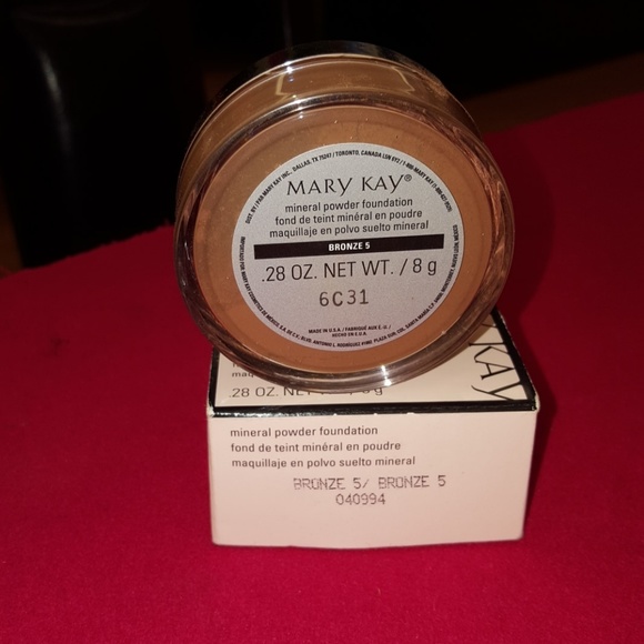 Mineral powder assorted colors bronze 1 Left - Picture 6 of 7