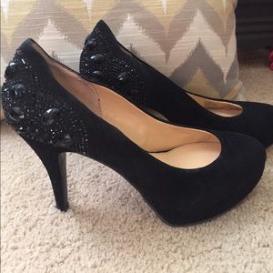 Giani Bini. Gorgeous black suede jeweled pumps.