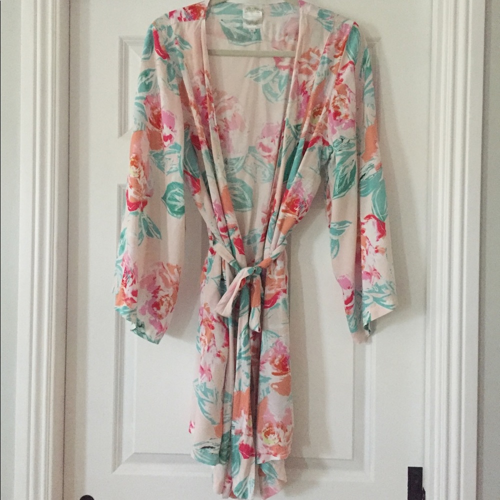 Plum Pretty Sugar Robe