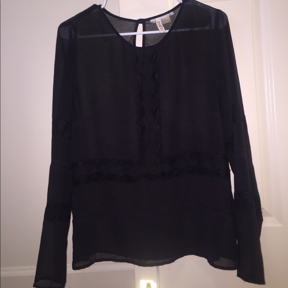 H&M lace shirt