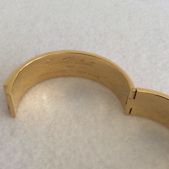 Kate Spade New York WHEN IN ROME Idiom Bangle - Picture 3 of 8