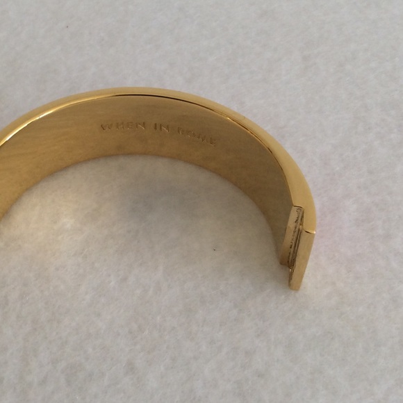 Kate Spade New York WHEN IN ROME Idiom Bangle - Picture 4 of 8