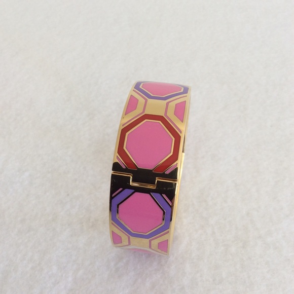 kate spade Jewelry - Kate Spade New York WHEN IN ROME Idiom Bangle