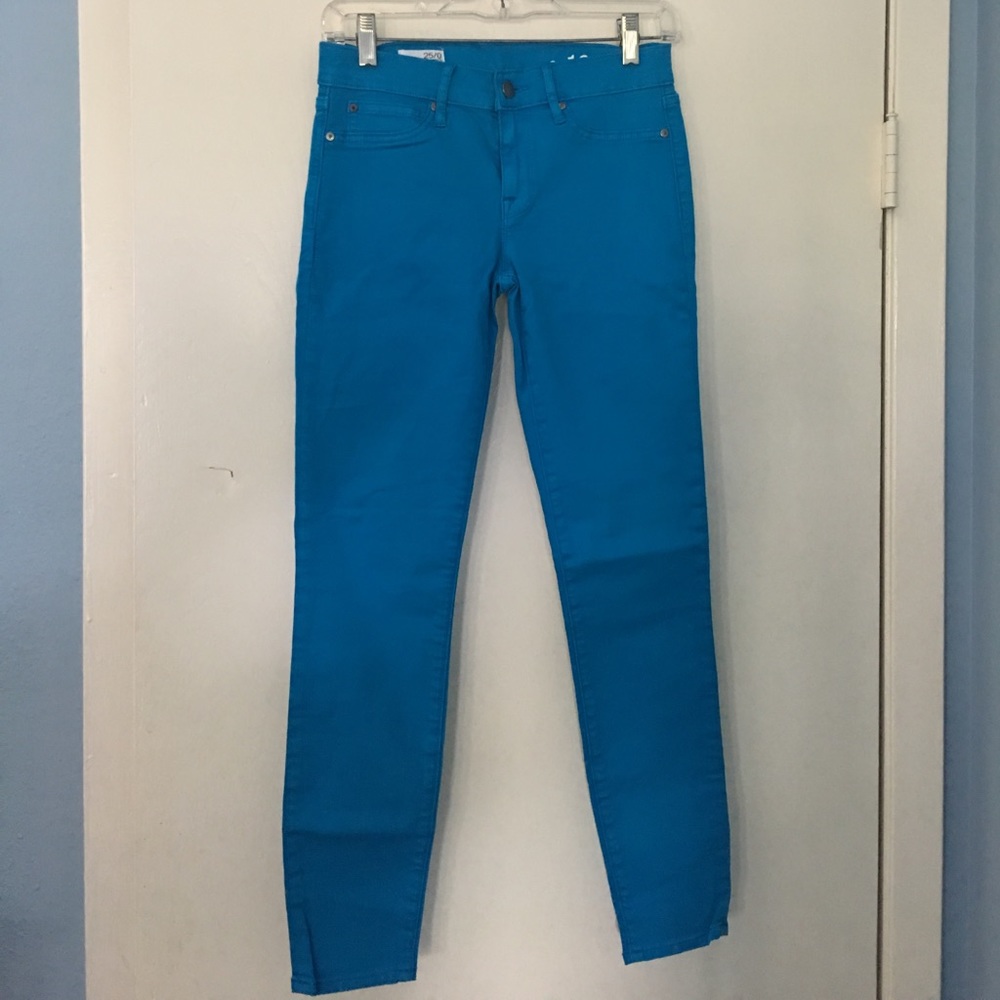 Gap 1969 Legging Jean