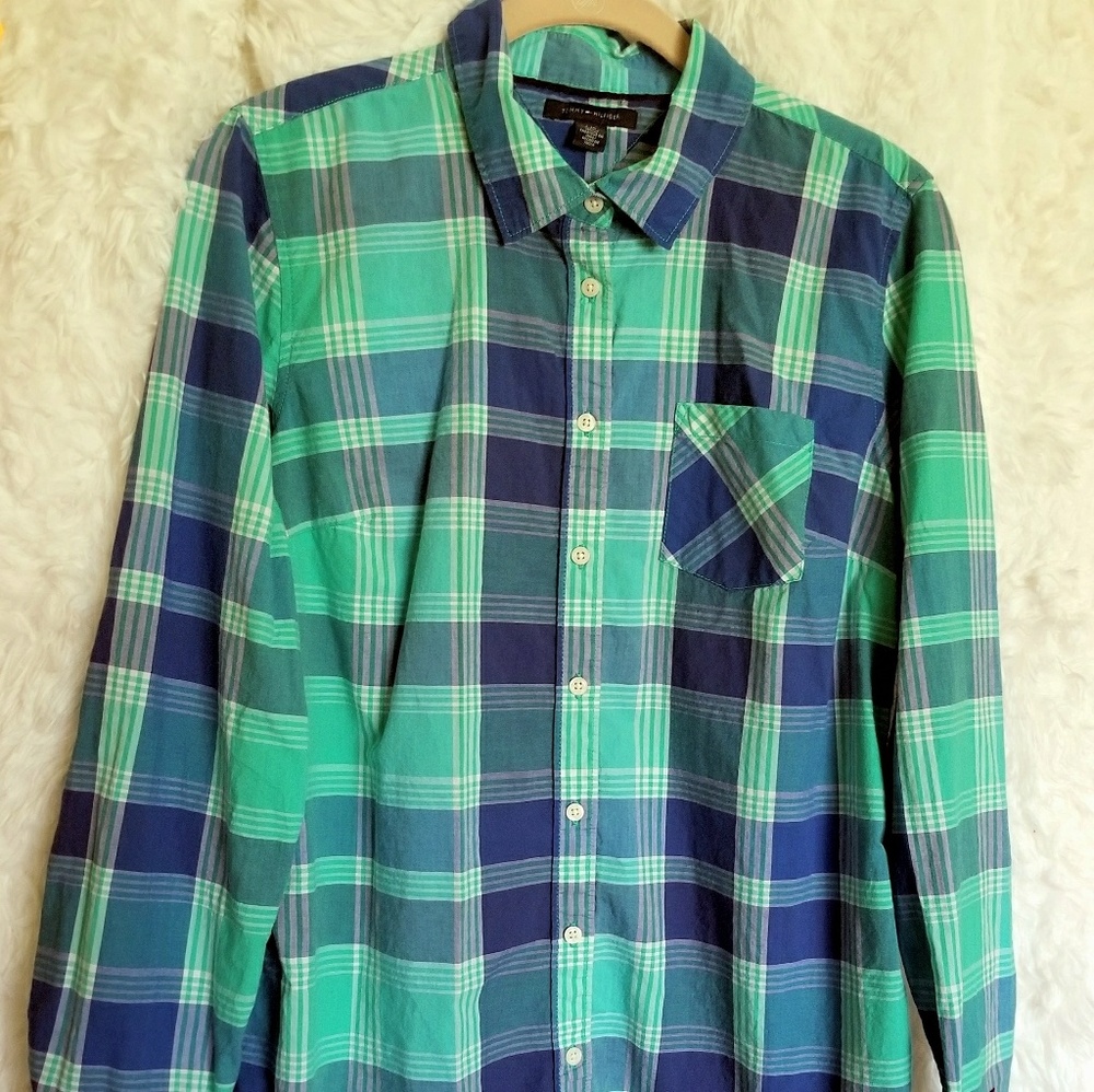 TOMMY HILFIGER BUTTON DOWN TOP SIZE L
