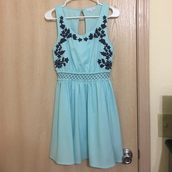 Francesca's dress - Picture 1 of 3