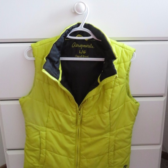 Aeropostle lime green vest - Picture 7 of 8