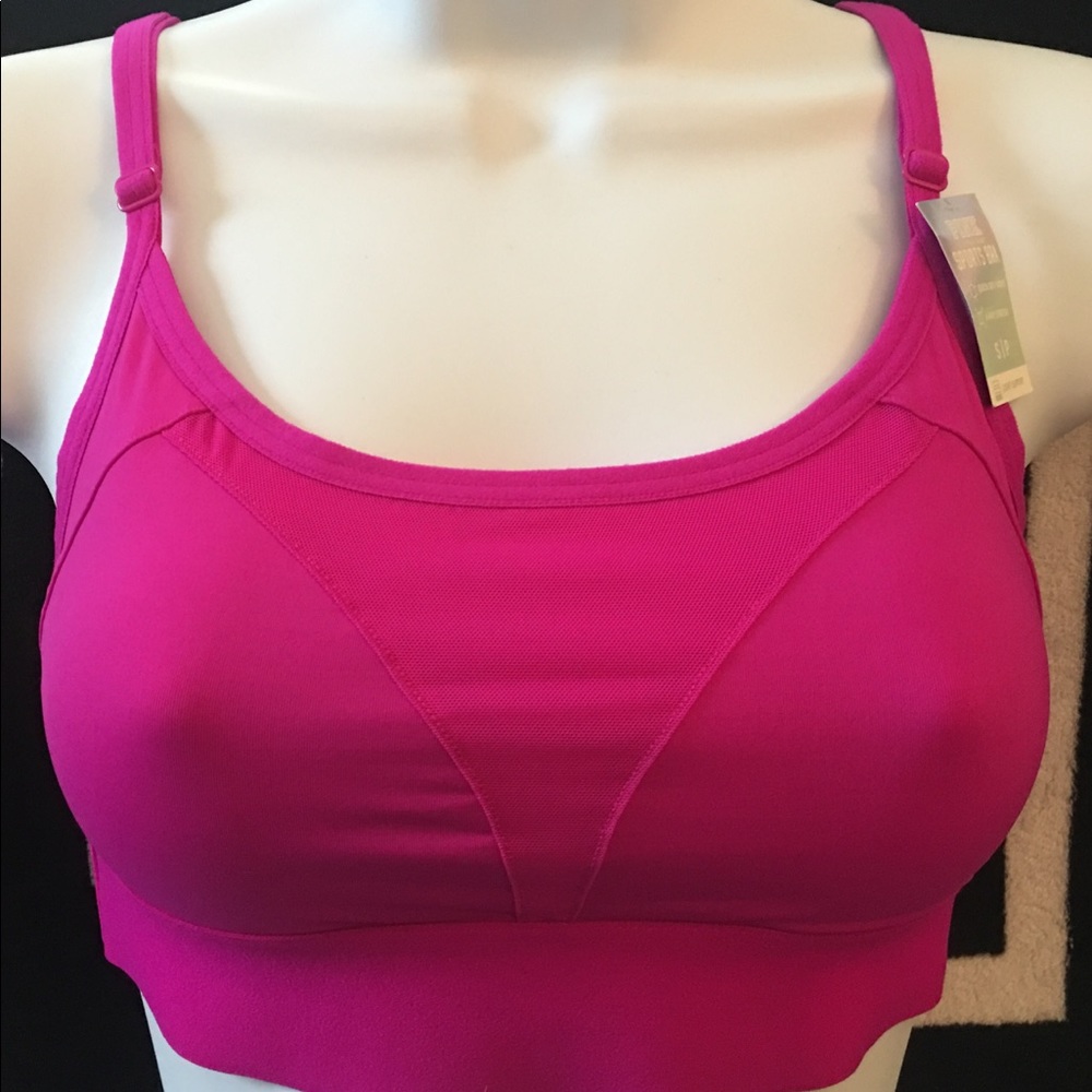 NWT Victoria's Secret Sports Bra - Picture 2 of 4