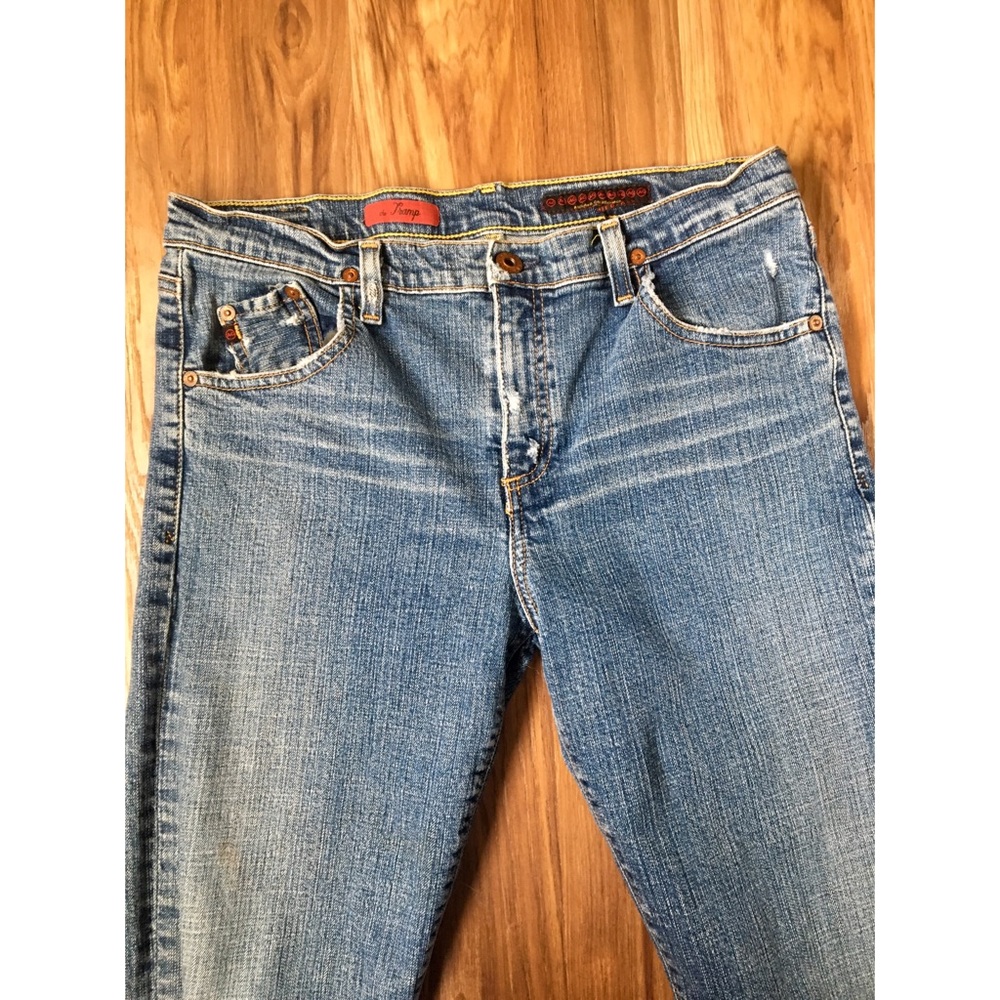 AG “ The Tramp” Light Washed Jeans