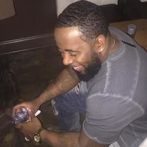 Meet your Posher, Raymond