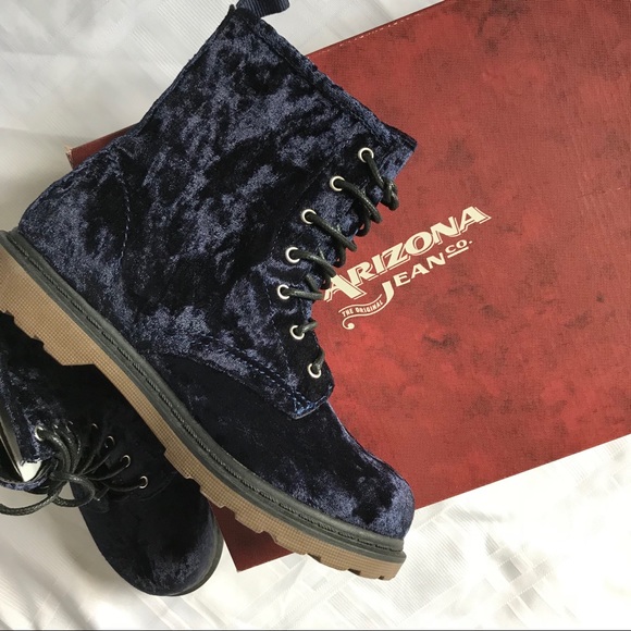 Arizona Jean Company Shoes - Last chance! Brand New Arizona Combat Boots