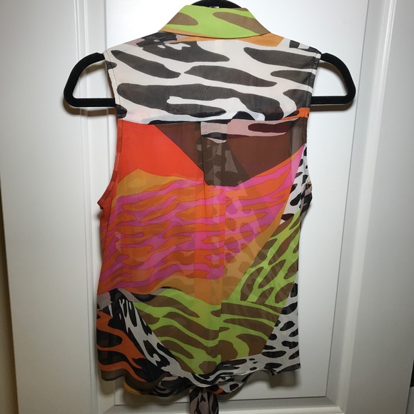 Tropical Sheer Silk Sleeveless Blouse - Picture 4 of 5