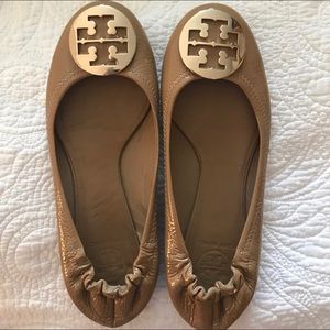 Tory Burch Flats - Tan