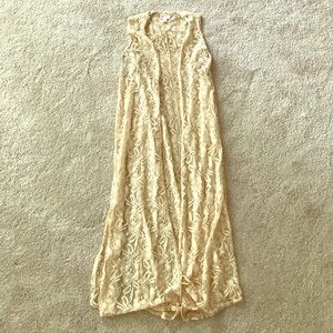 Beige lace LuLaRoe Joy small