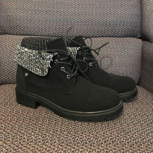 Black and grey Boots