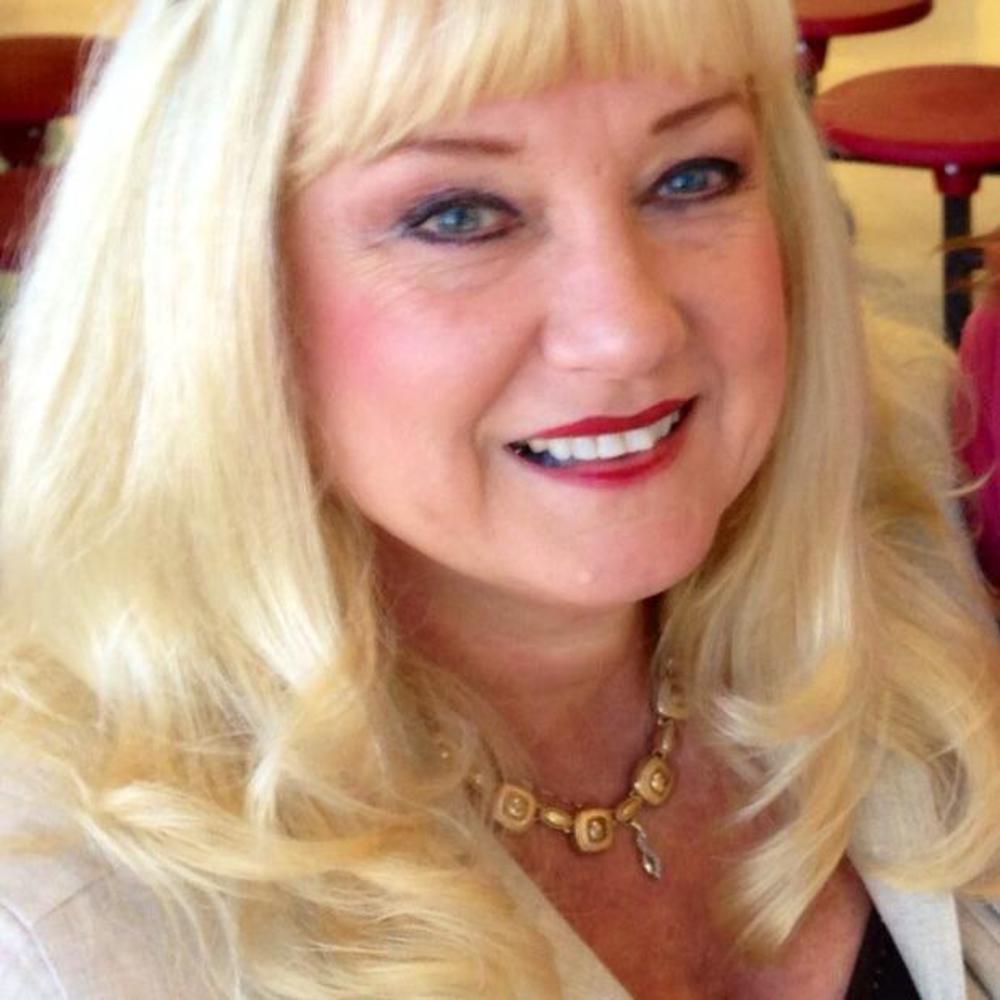 Meet your Posher, Lanola