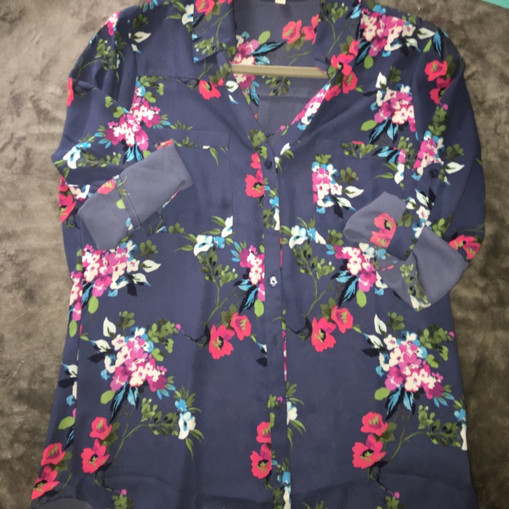 Express Vintage Floral Button Down Medium
