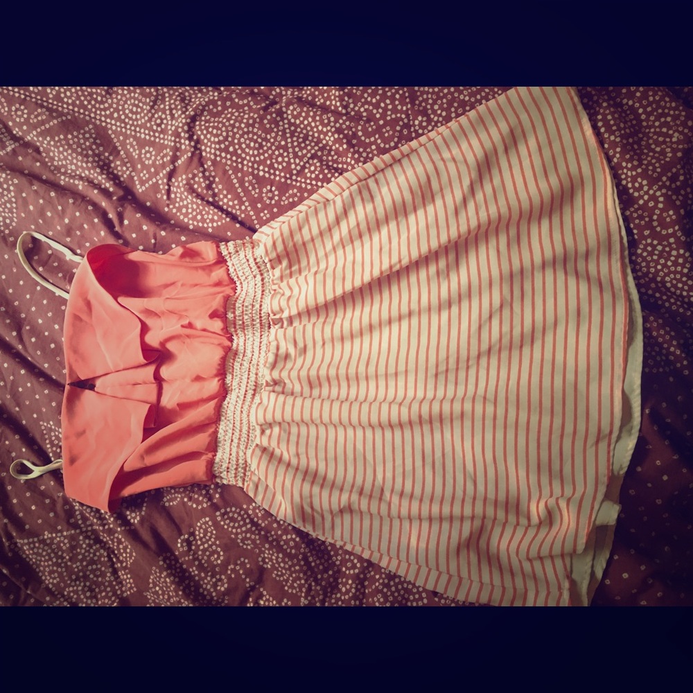Xhilaration dress- Gently worn but great condition