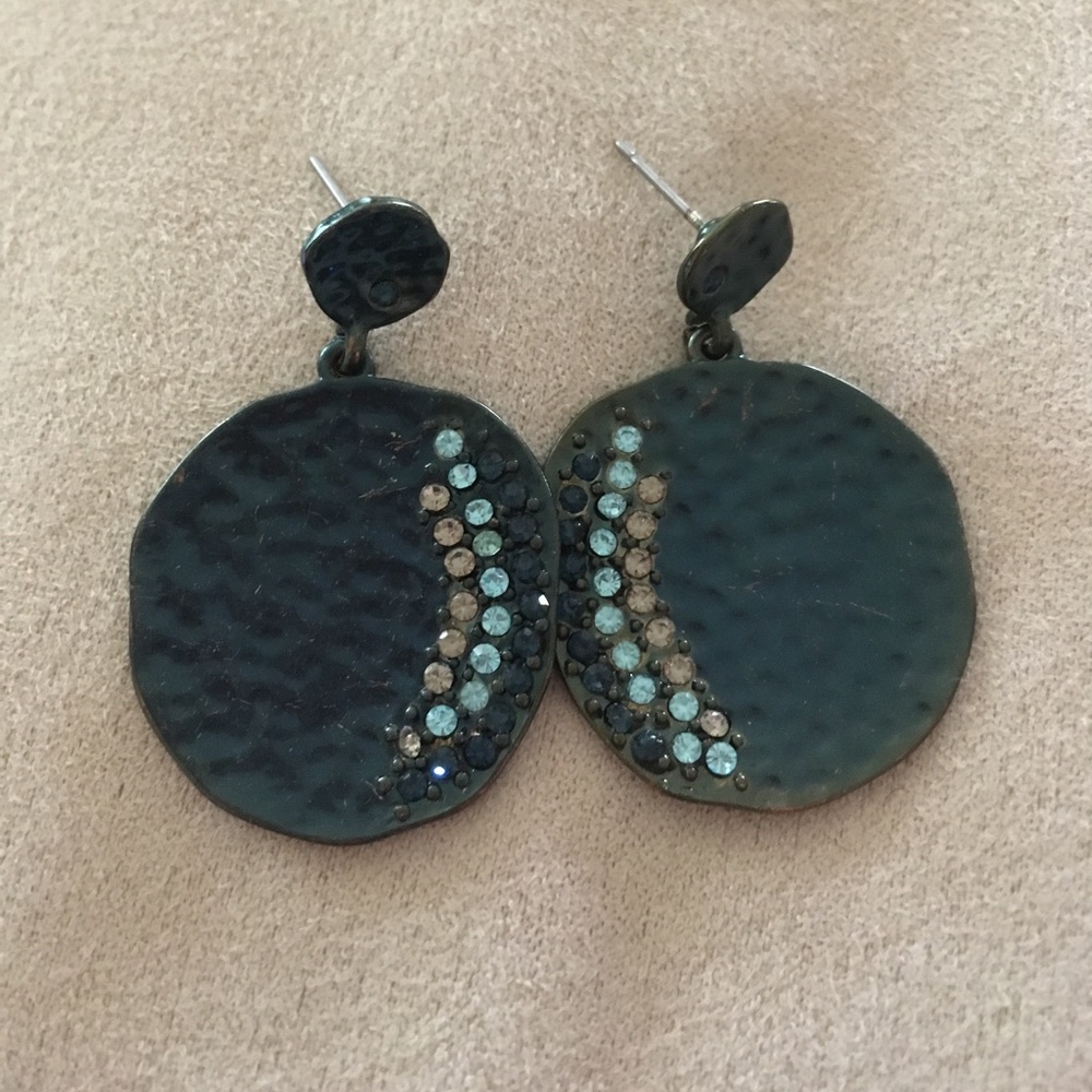 Earrings - Picture 2 of 4