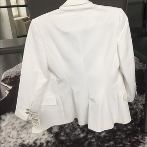 Zara Jackets & Coats - NEW White Zara Blazer Size Small Zara Jackets & Coats - NEW White Zara Blazer Size Small