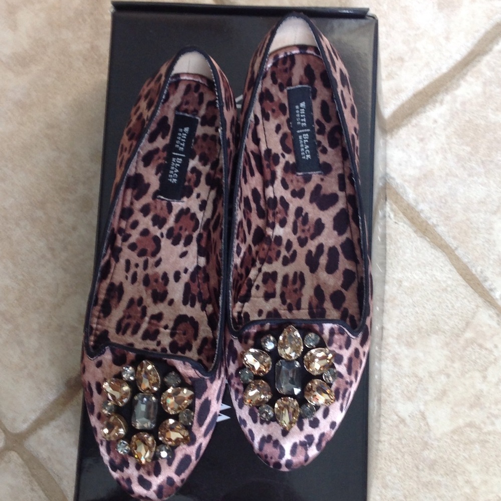 Jeweled leopard flats