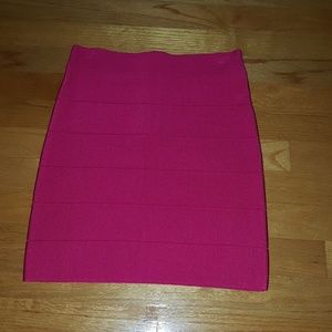 Bebe Skirt