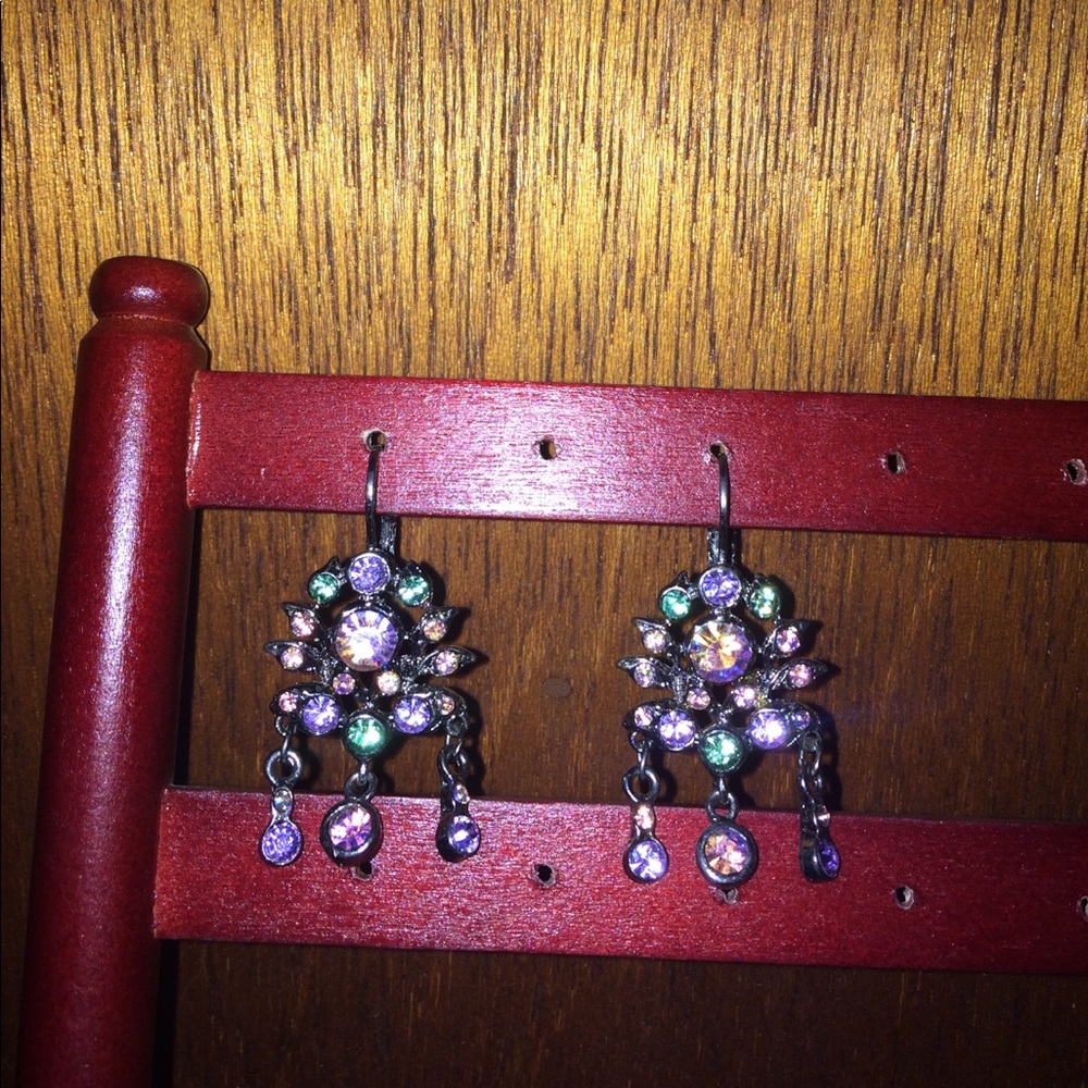 Floral beaded dangle earrings.