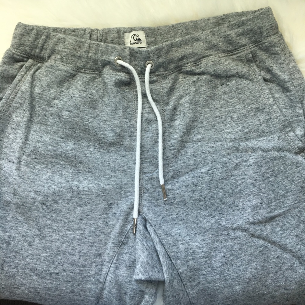 Quiksilver sweatpants brand new!