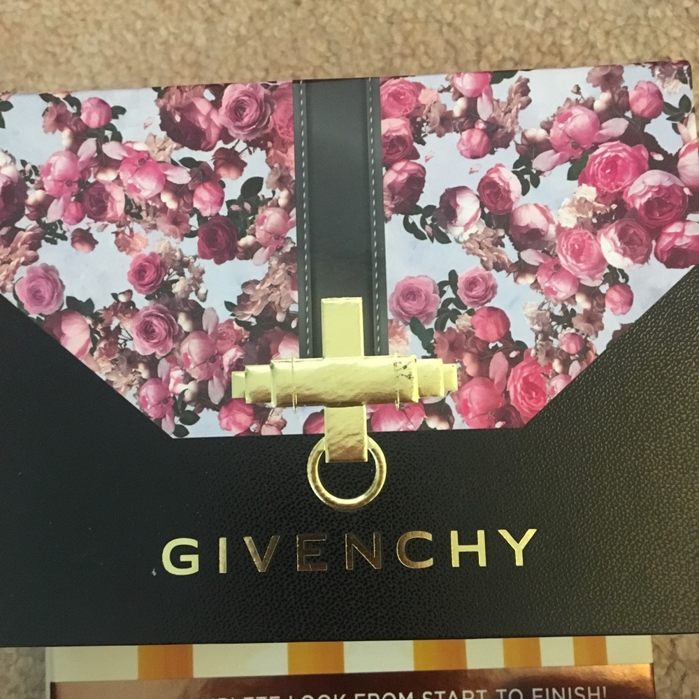 Givenchy eyeshadow box BRAND NEW