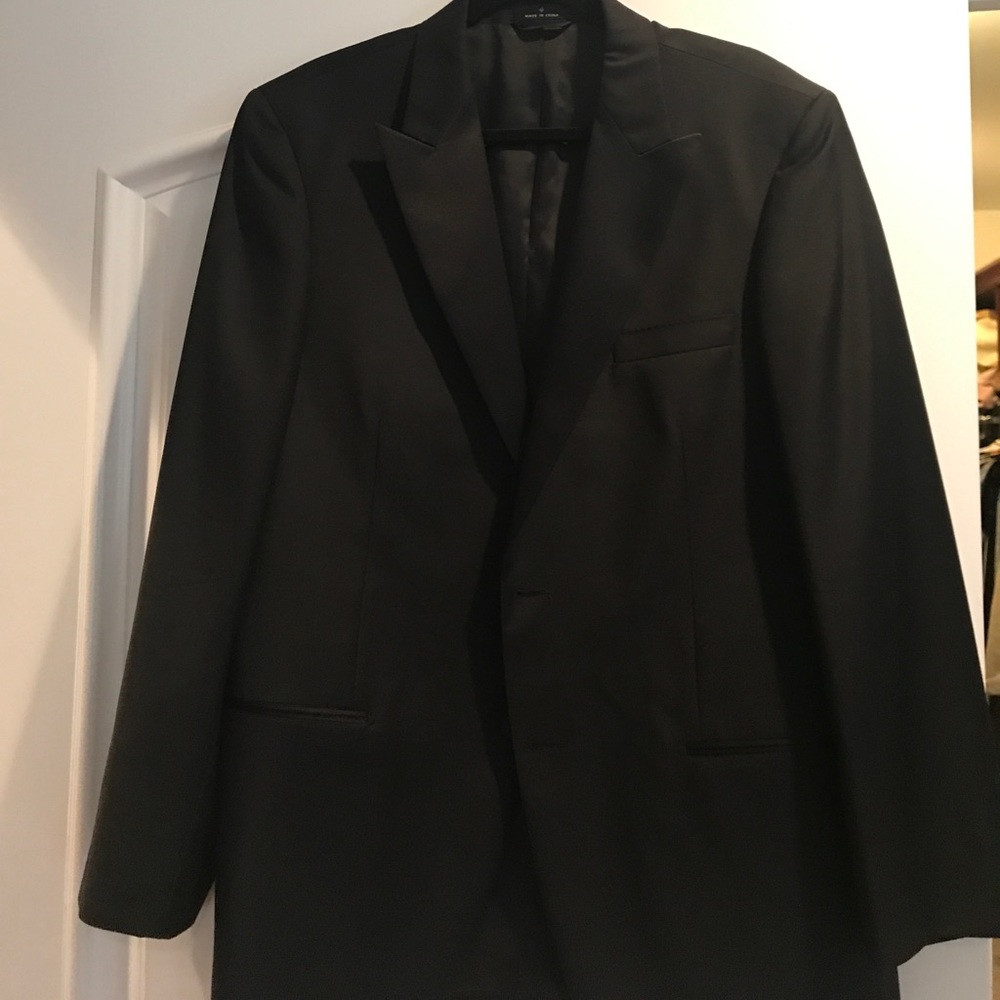 Men’s. TUXEDO!!