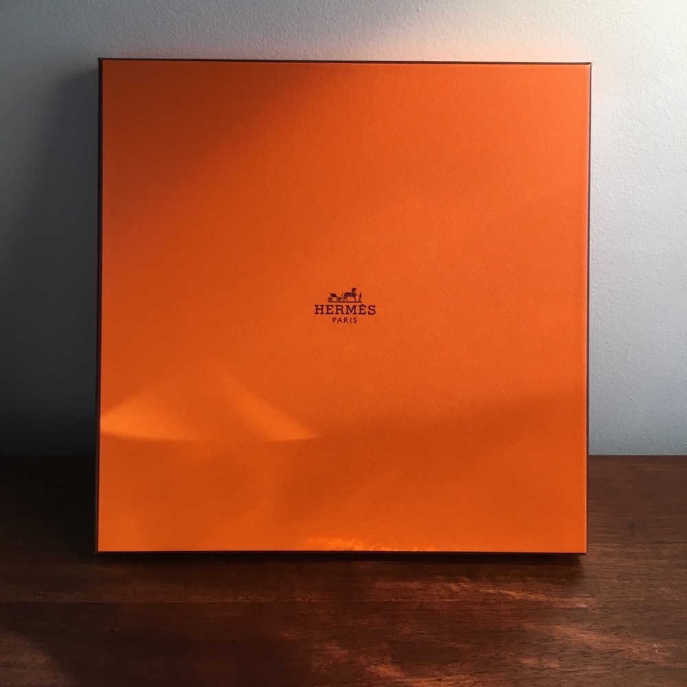 Hermes hanker-chief pocket square