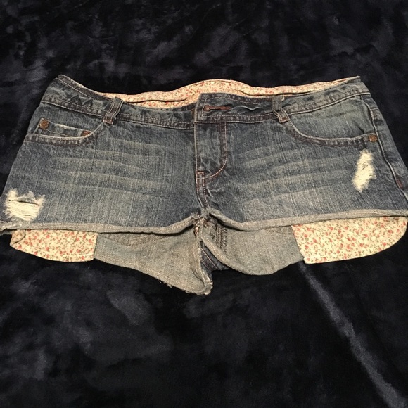 Jean Shorts (Assorted) - Picture 8 of 8