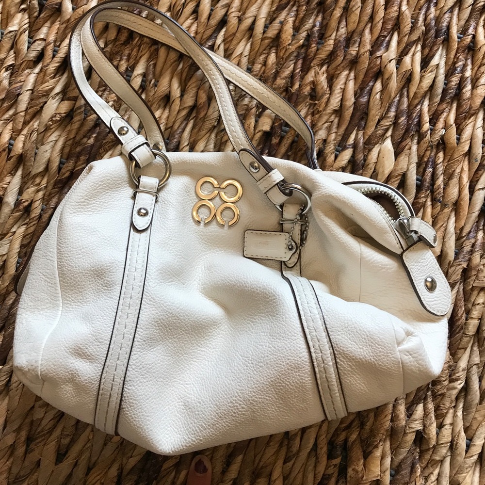 Coach small handbag like new